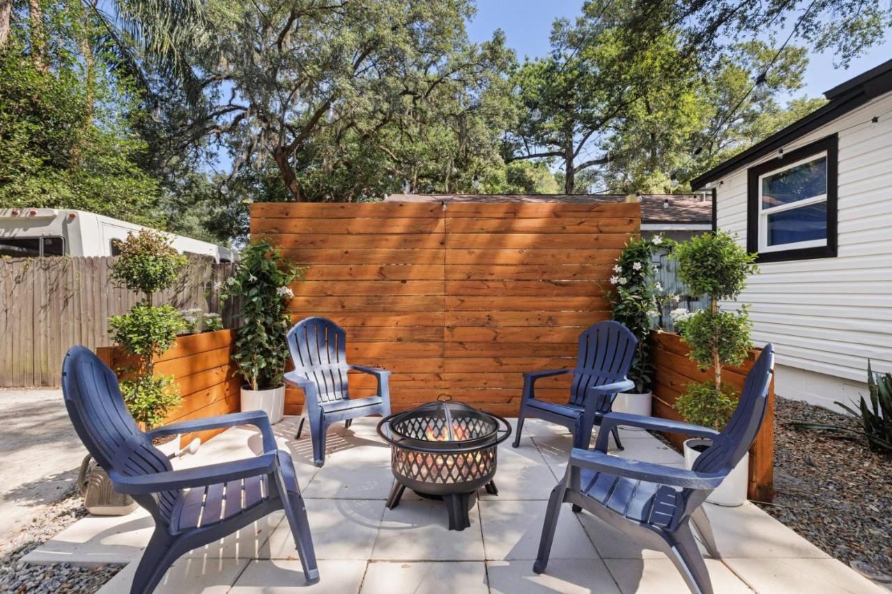 Treehouse Is A Quaint 2 Bedroom In An Up-And-Coming Part Of Town, Pet Friendly With Fenced Yard And Lounge Area That Is Close To Downtown Tampa Zewnętrze zdjęcie