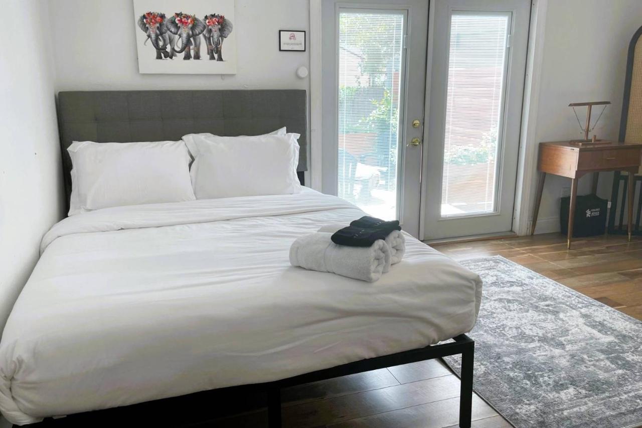 Treehouse Is A Quaint 2 Bedroom In An Up-And-Coming Part Of Town, Pet Friendly With Fenced Yard And Lounge Area That Is Close To Downtown Tampa Zewnętrze zdjęcie